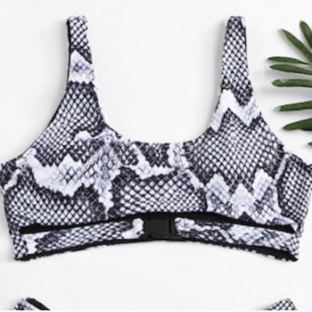 ROMWE bikini top - Picture 2 of 5